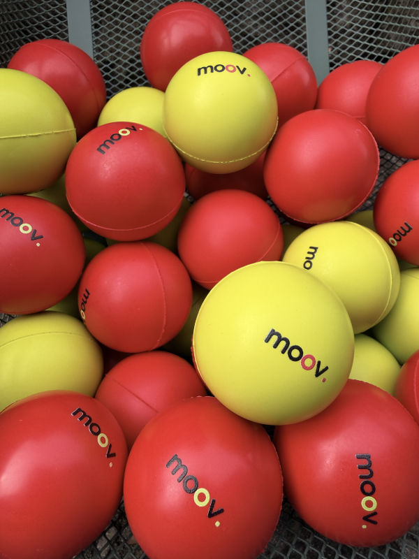 moov. – Jonglierbälle